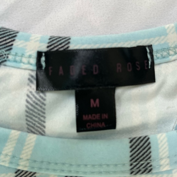 Tie up Halter top - Picture 3 of 3